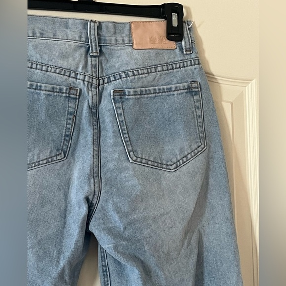 Blue Savvy Distressed Light Wash Jeans Women’s size 25 - Picture 4 of 16